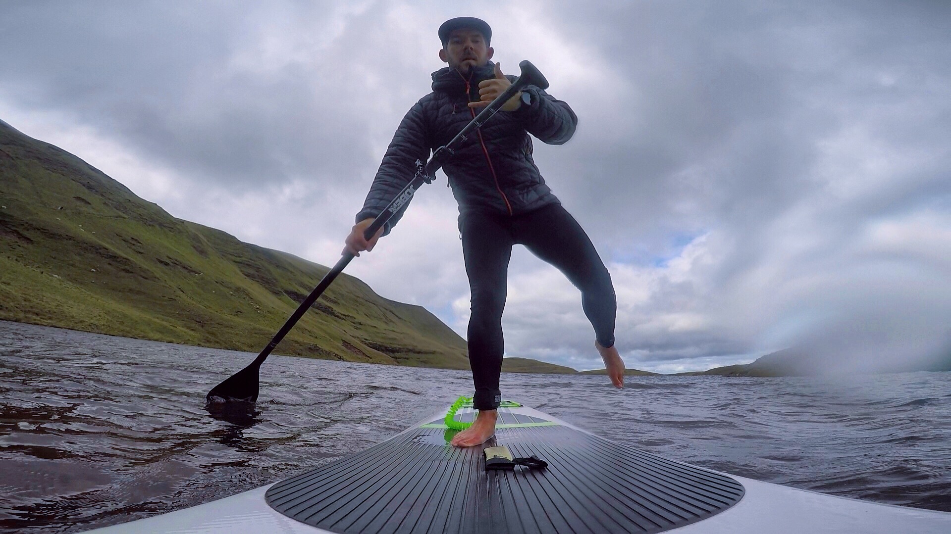 Winter paddle boarding trip: the 2 most beautiful mountain lakes in the south of Wales